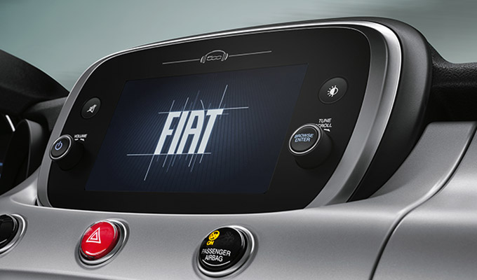 Ραδιόφωνο με οθόνη αφής 7’’ DAB, συμβατό με Apple CarPlay™ και Android Auto™